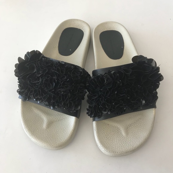 zara shoes flower slides